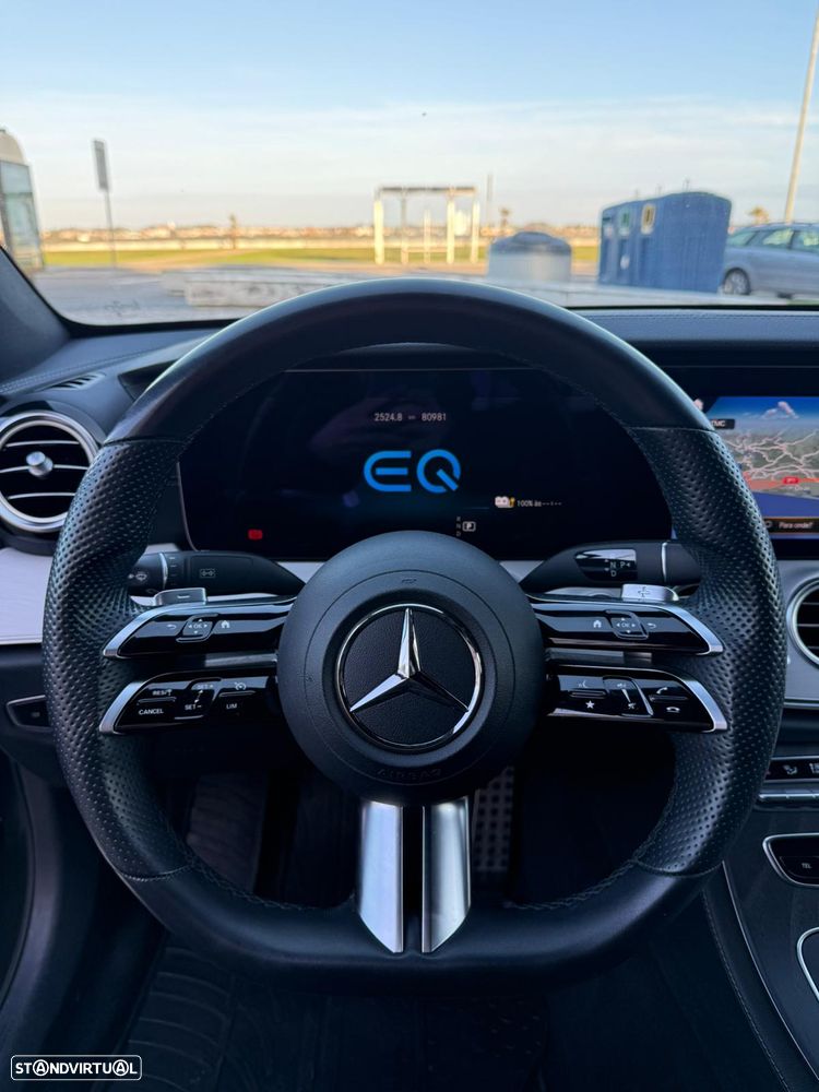 Mercedes-Benz E 300 de 4Matic 9G-TRONIC AMG Line - 19