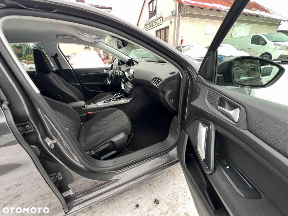 Peugeot 308 PureTech 130 EAT6 Stop & Start Active - 24