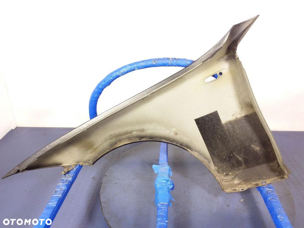 BMW 1 E87 LIFT BŁOTNIK PRZÓD PRAWY 475 - 12