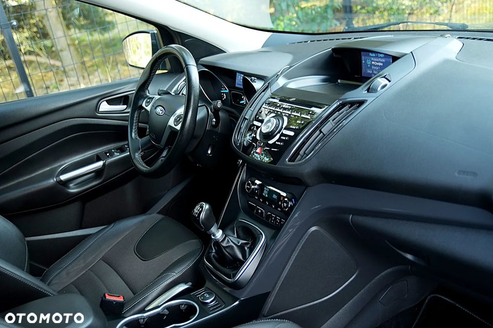 Ford Kuga 2.0 TDCi 4x4 Individual - 24