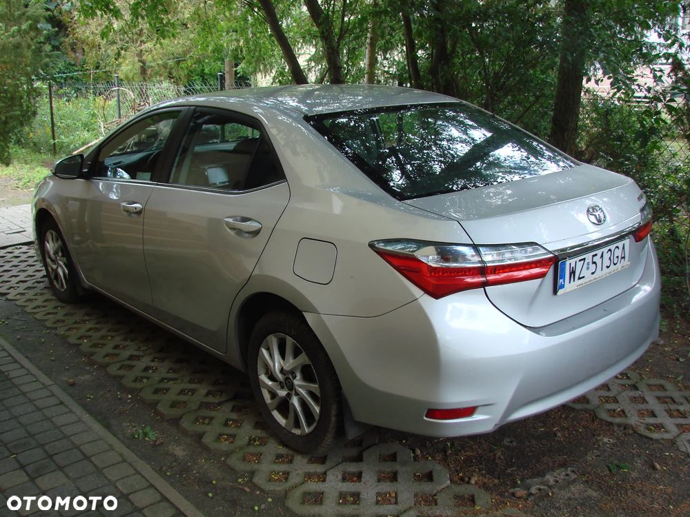 Toyota Corolla 1.6 Active - 3