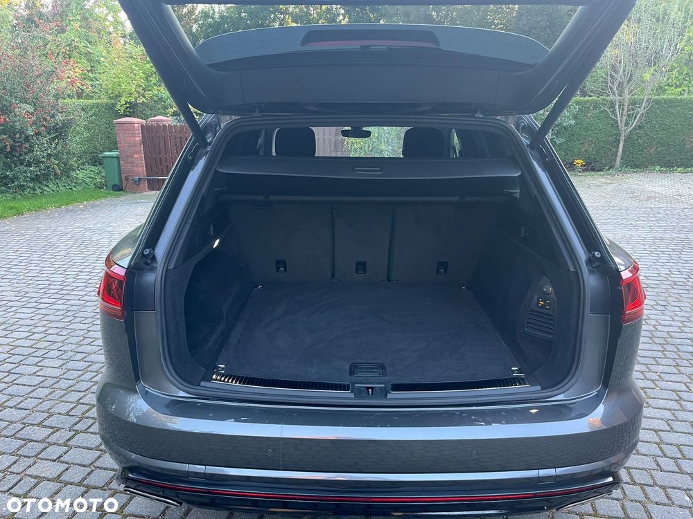 Volkswagen Touareg - 4