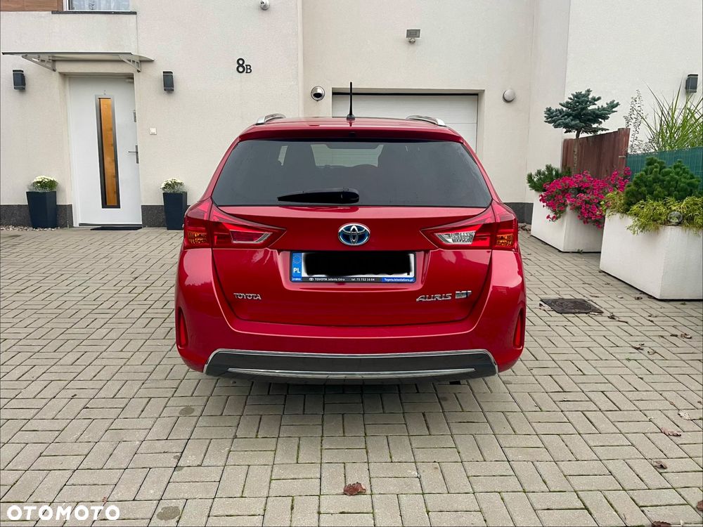 Toyota Auris 1.8 HSD Luna - 2