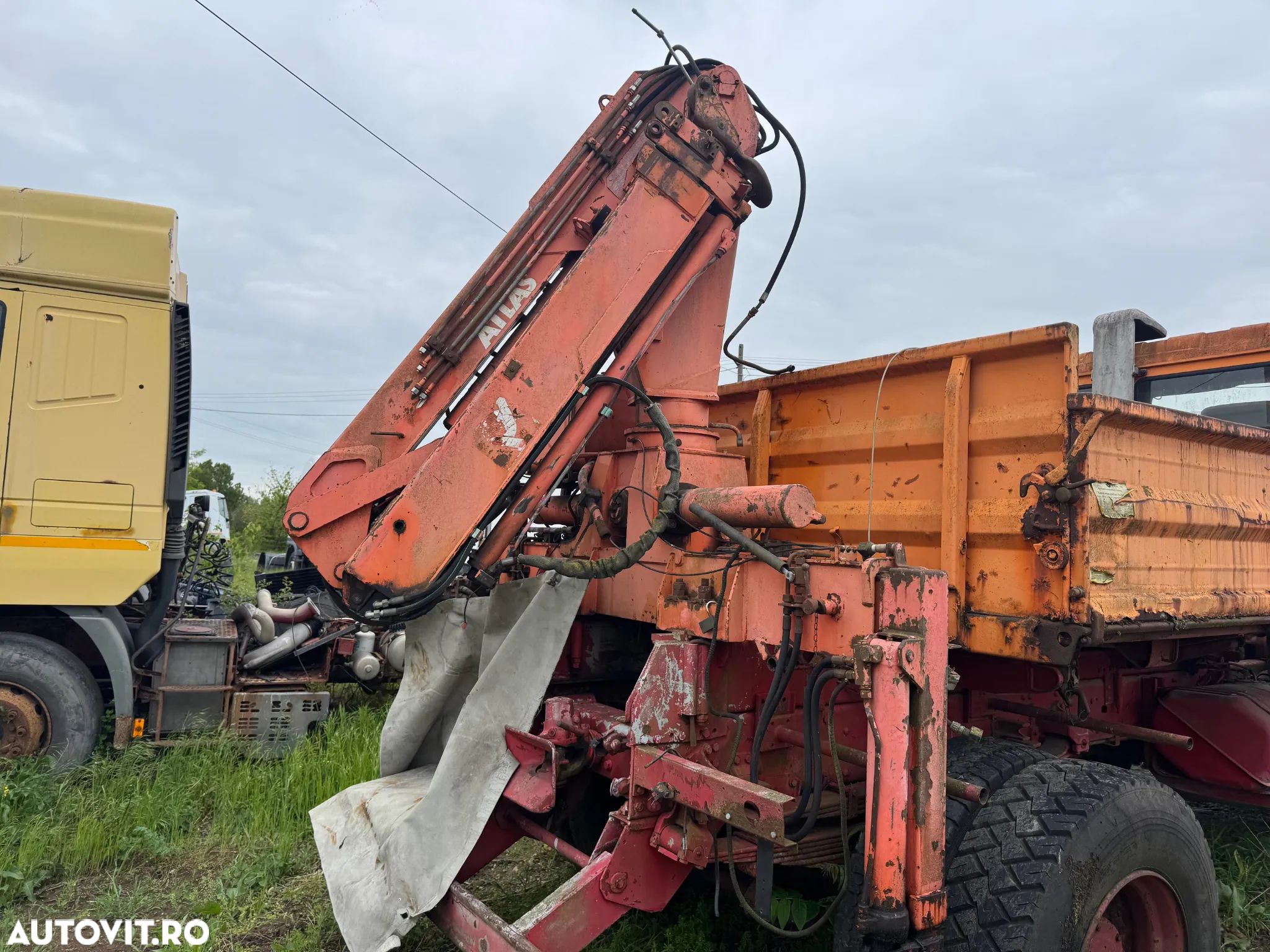 MACARA Atlas Montaj Sasiu : Compacta cu garare  / stare buna de functionare - 1