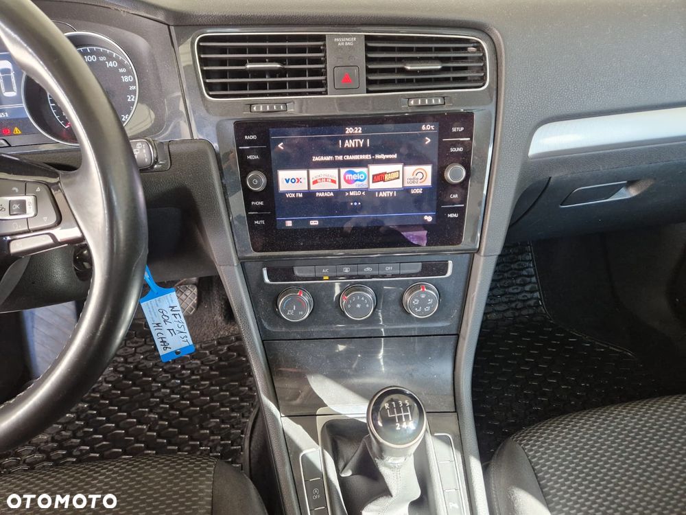 Volkswagen Golf Variant 1.0 TSI BMT Trendline - 13