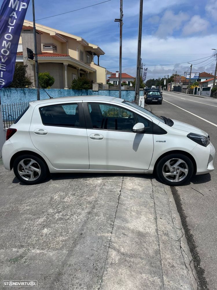 Toyota Yaris - 4