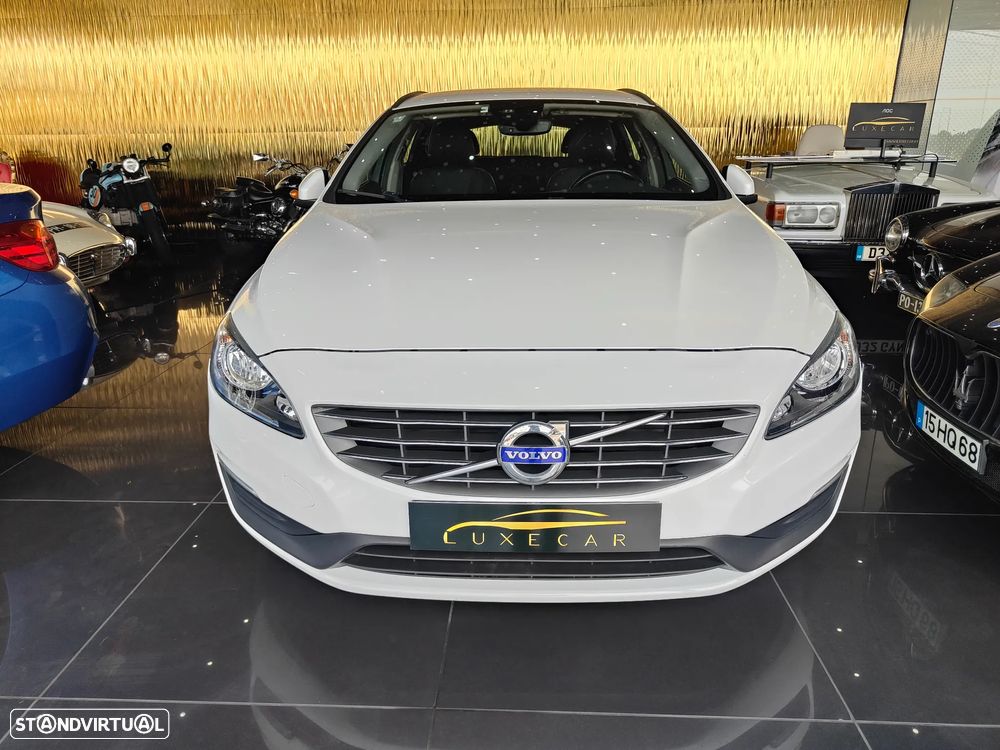 Volvo V60 2.4 D6 Momentum AWD Phev - 2