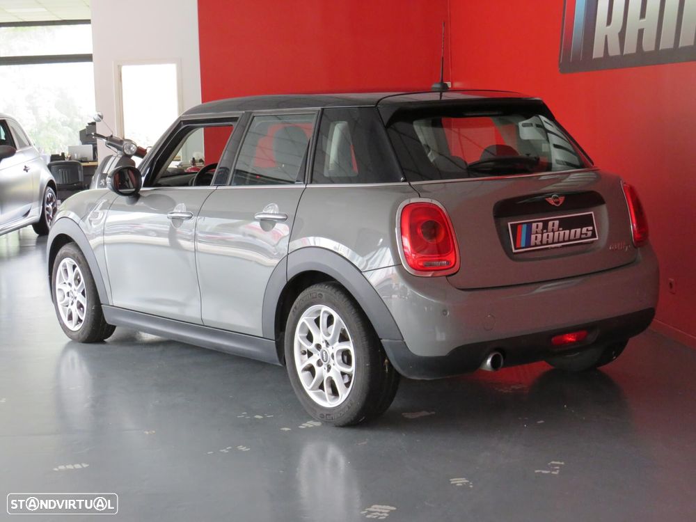 MINI 5 Portas Cooper D - 8