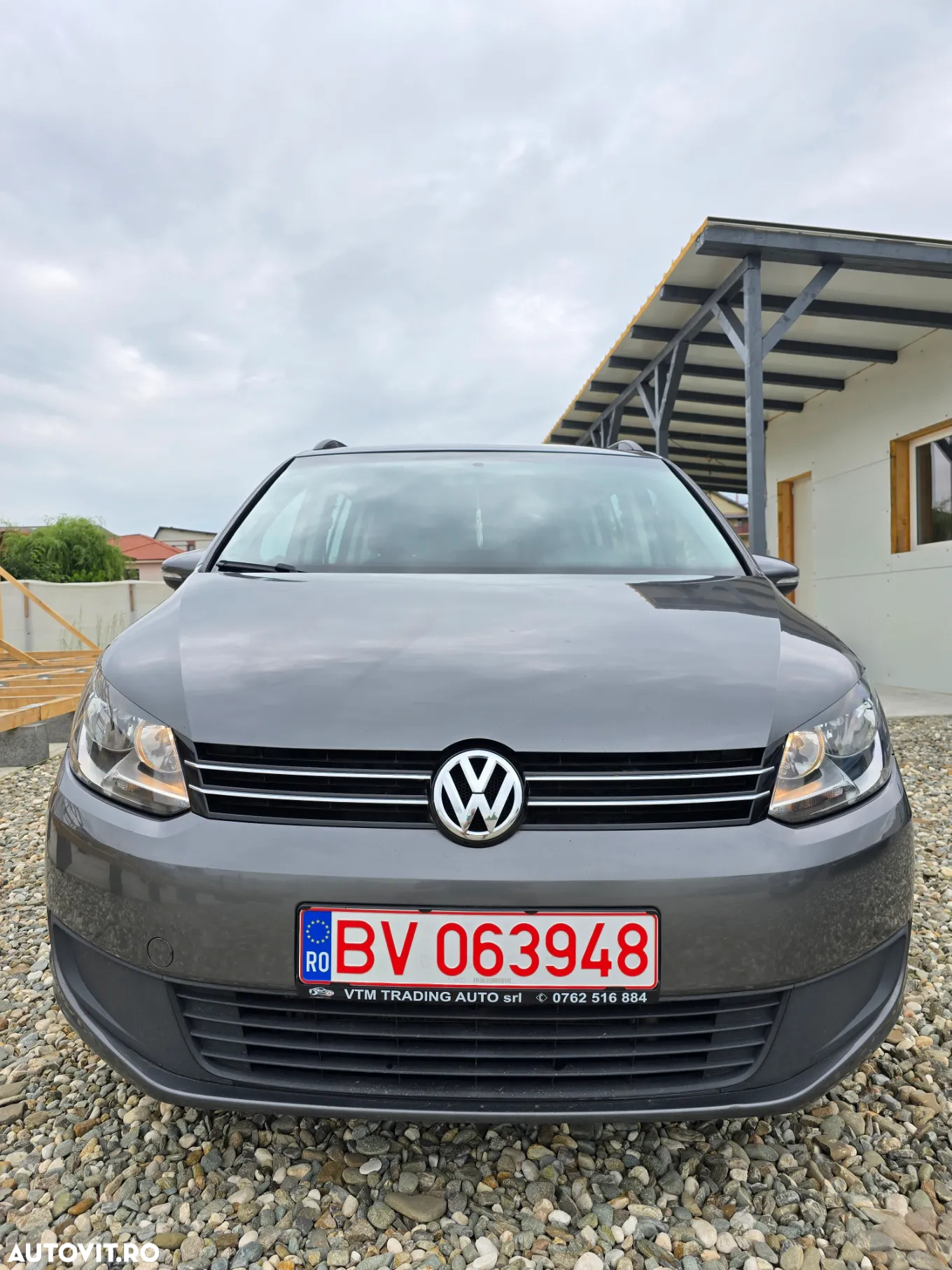 Volkswagen Touran 1.6 TDI BlueMotion Technology Comfortline - 2