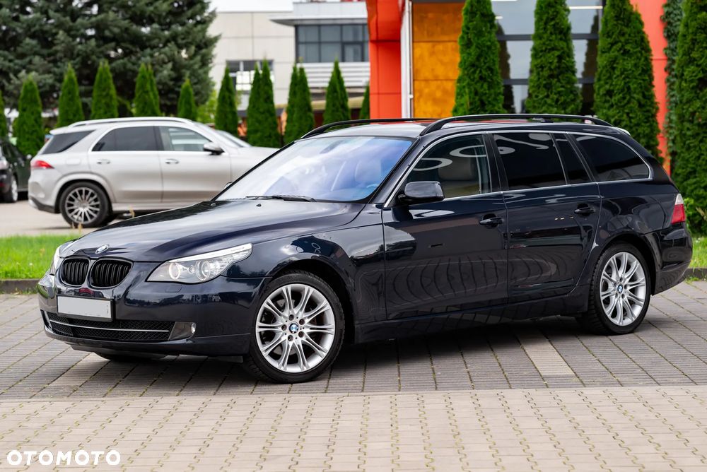 BMW Seria 5 525xi Edition Exclusive - 3