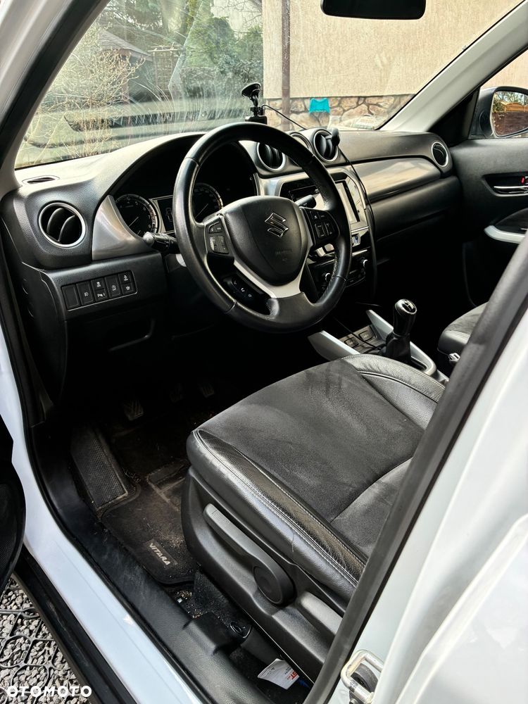 Suzuki Vitara 1.6 (4x2) Comfort+ - 11