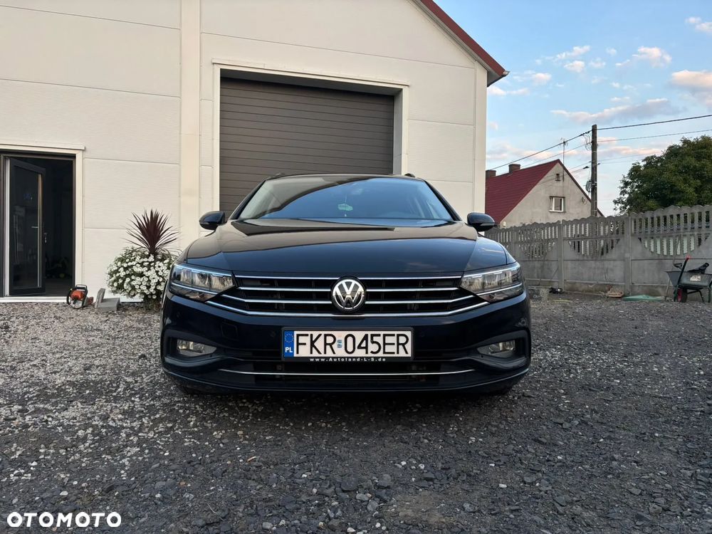 Volkswagen Passat - 3