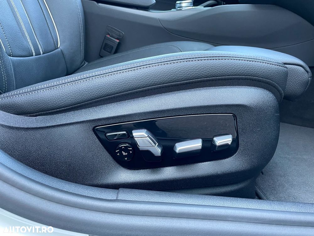 BMW Seria 5 520i Aut. M Sport Edition - 14