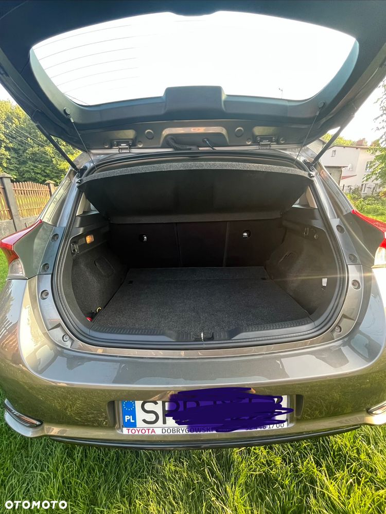 Toyota Auris 1.33 VVT-i Active - 4