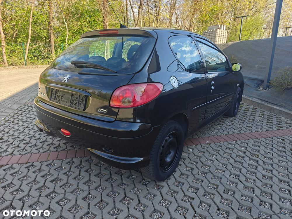 Peugeot 206 75 Grand Filou - 8
