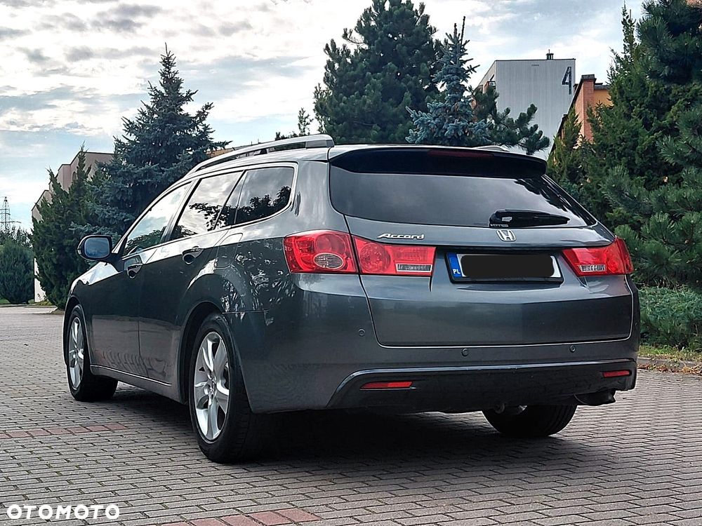 Honda Accord - 1