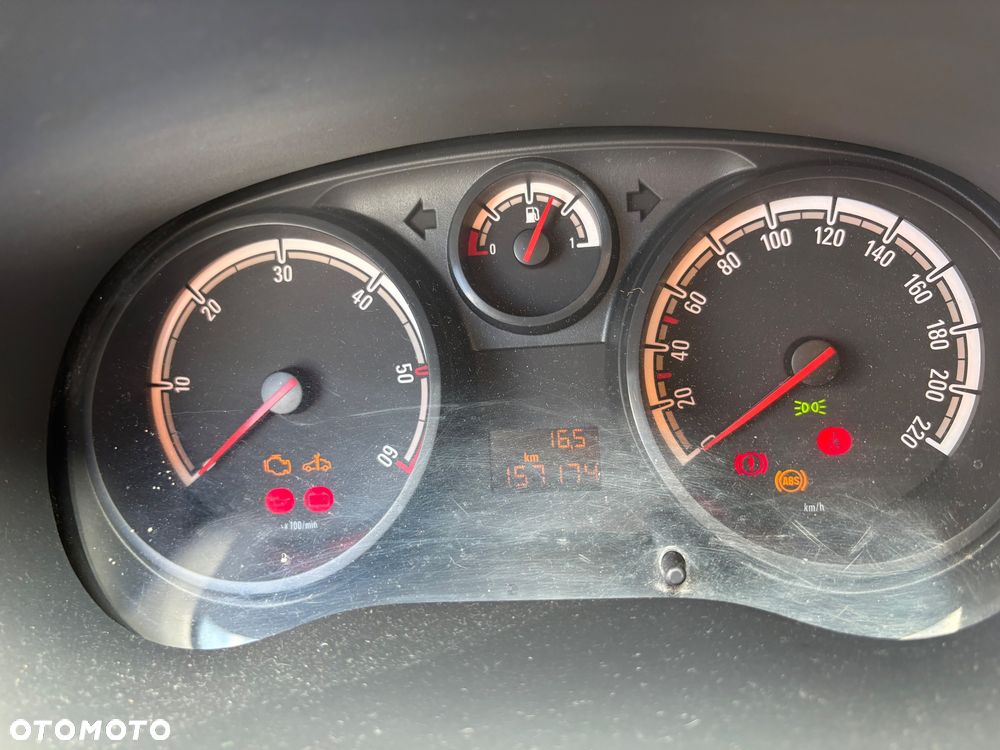 Opel Corsa 1.3 CDTI Essentia - 22
