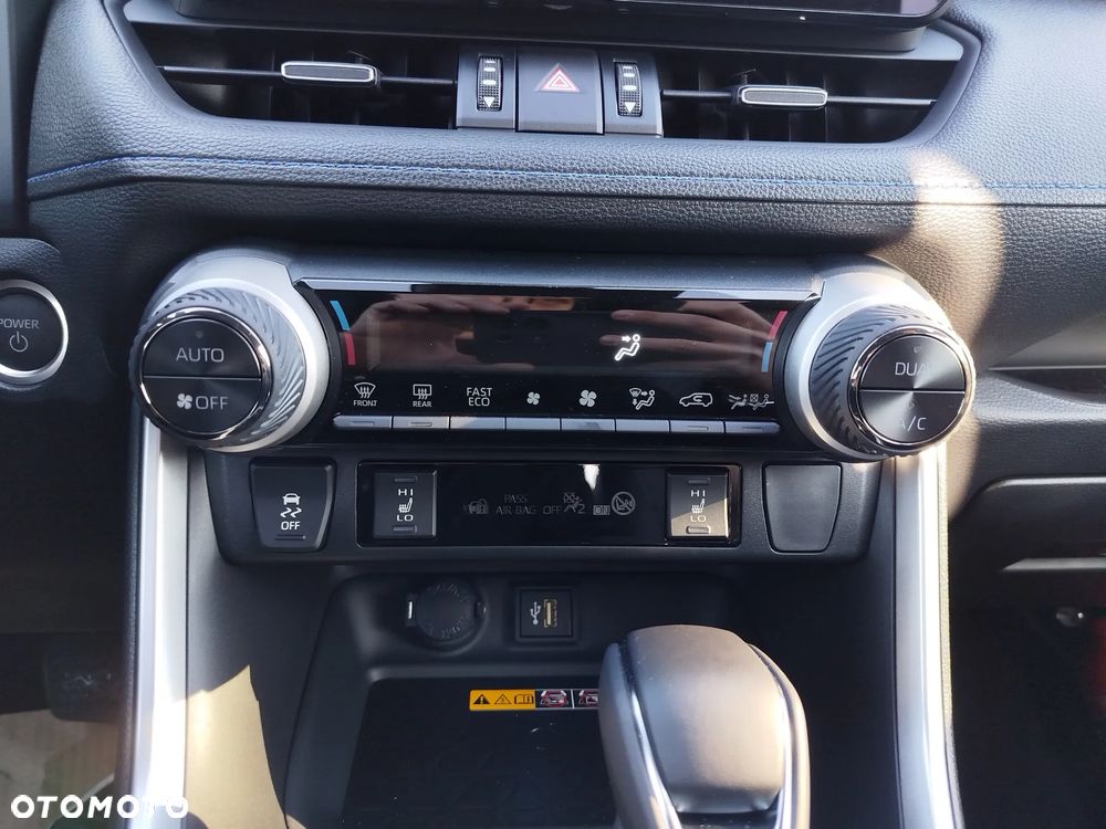 Toyota RAV4 2.5 Plug-In Hybrid Selection 4x4 - 13