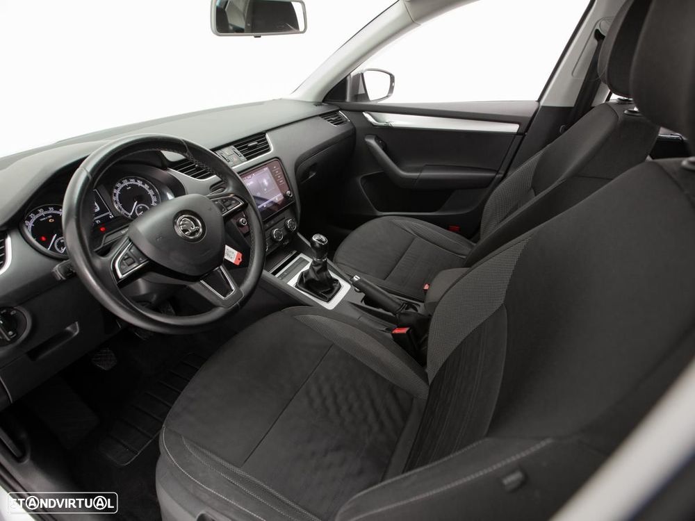 Skoda Octavia - 7