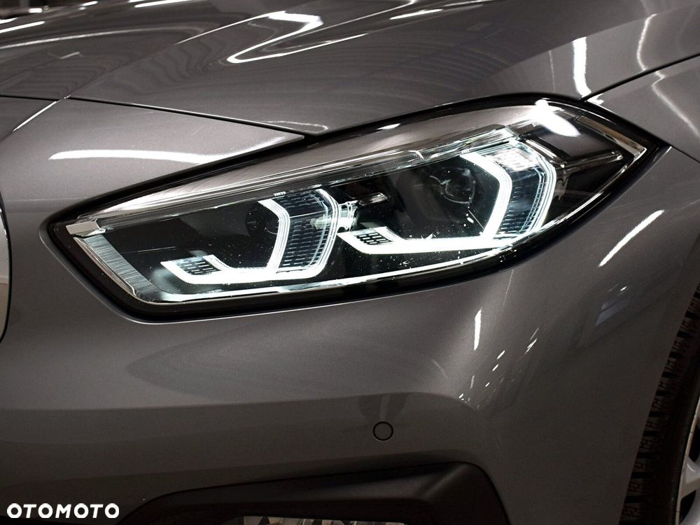 BMW Seria 1 118i Advantage - 24