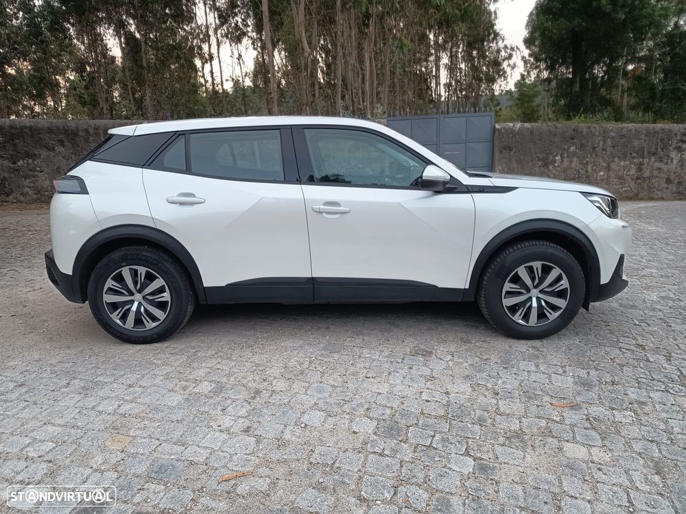 Peugeot e-2008 50 kWh Active Pack - 3