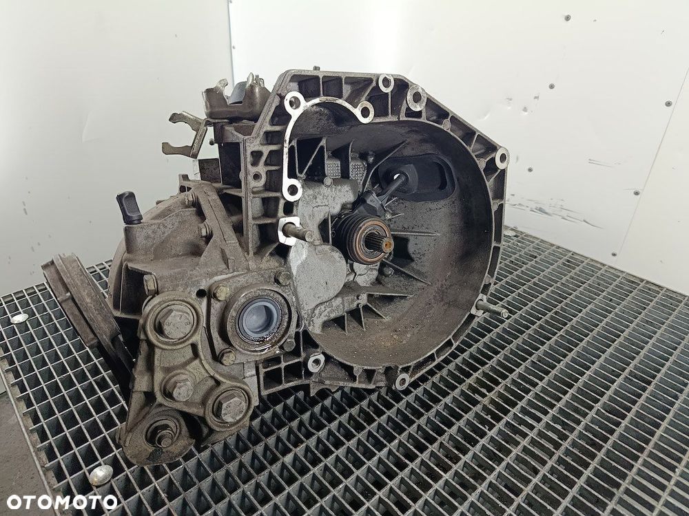 SKRZYNIA BIEGÓW MANUALNA 5 FIAT BRAVO II 464332891 1.9 JTD - 5