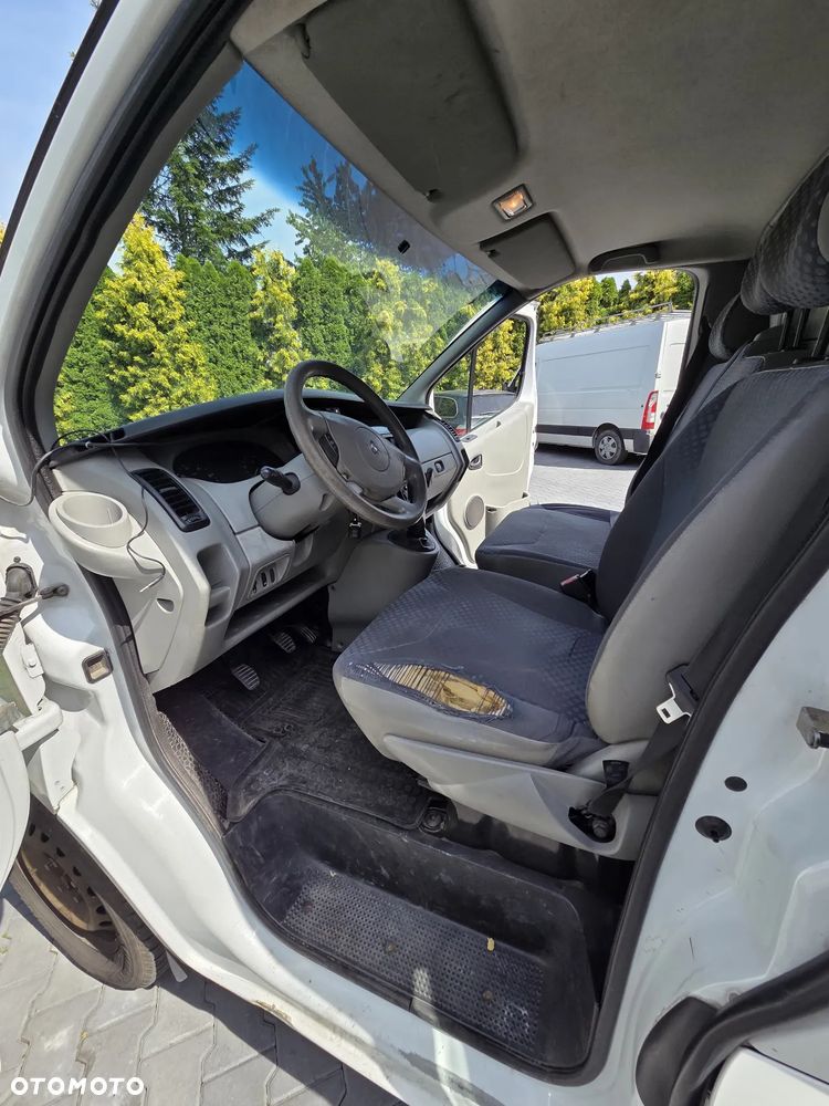 Renault Trafic - 10
