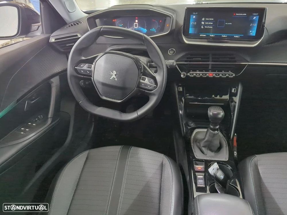 Peugeot 2008 1.2 PureTech Allure - 5