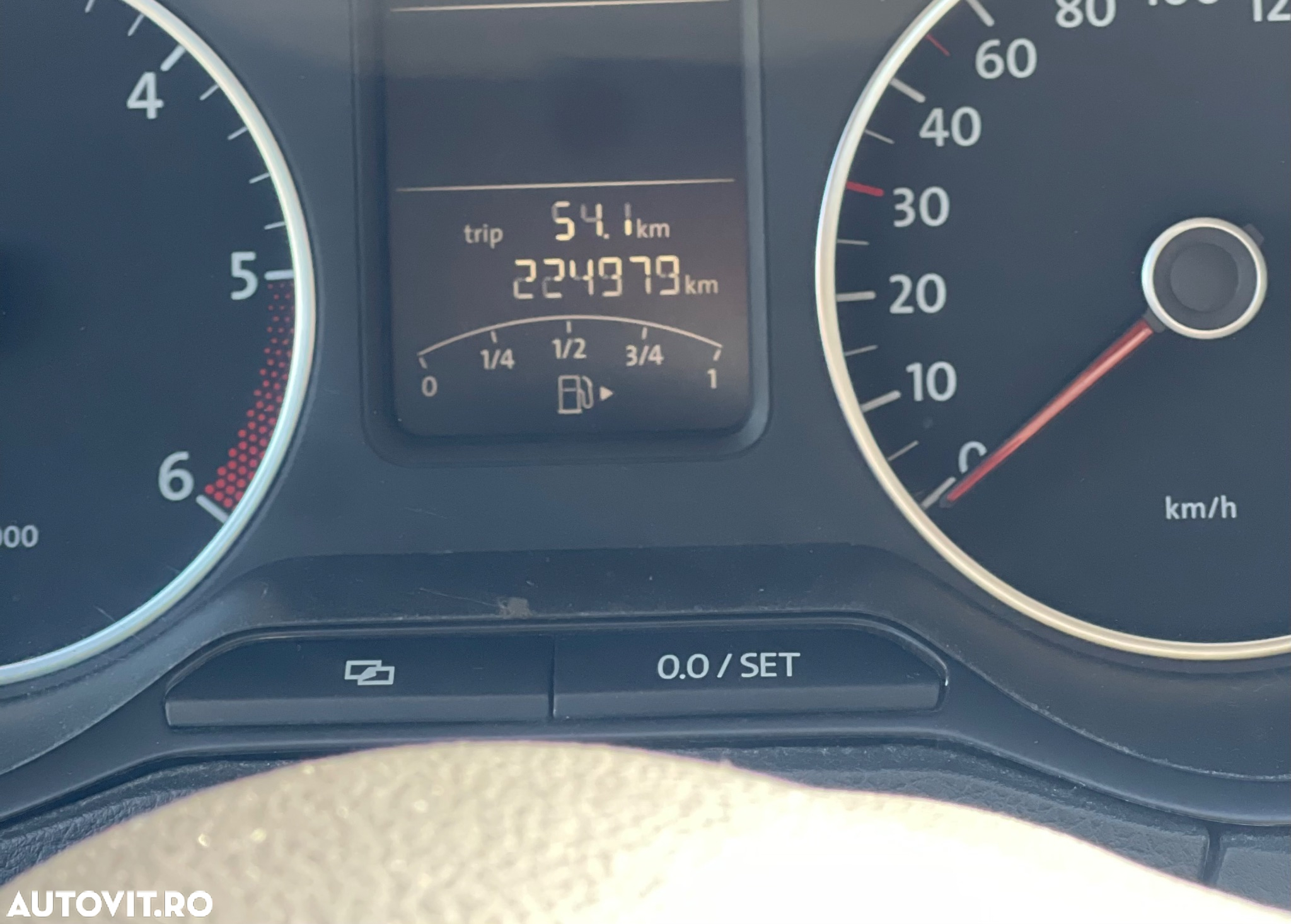 Volkswagen Polo 1.6 TDI Blue Motion Style - 16