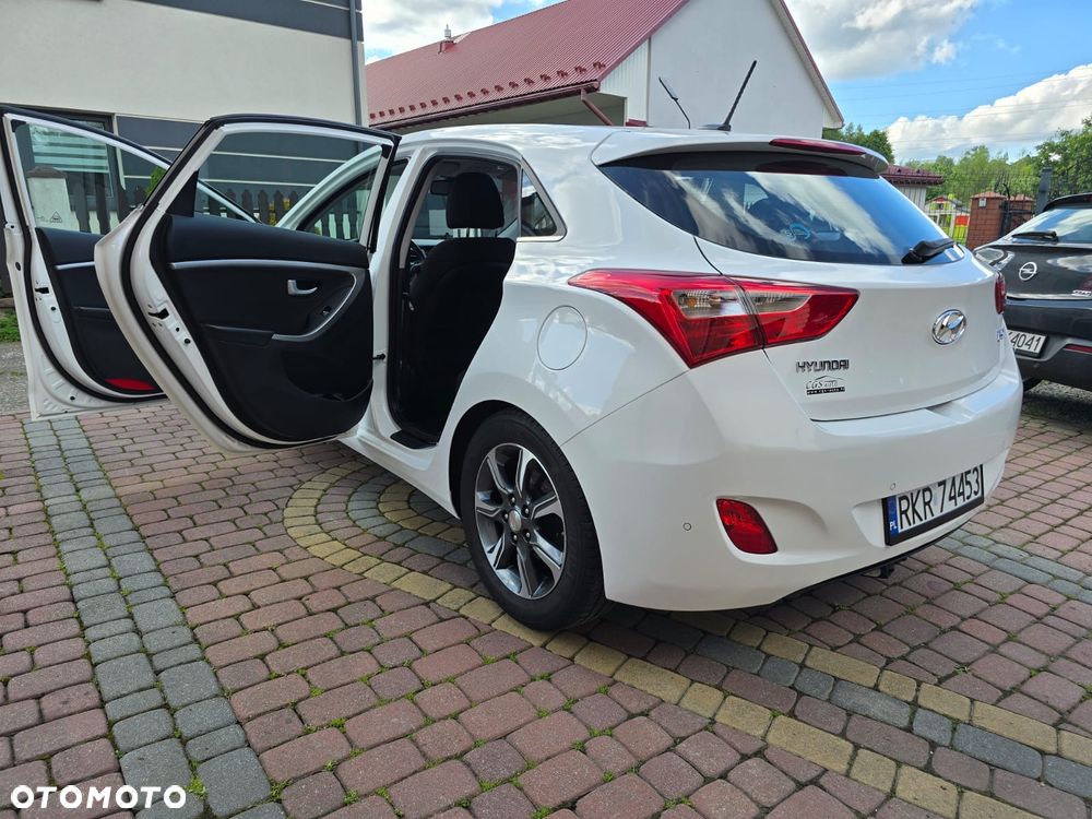 Hyundai i30 blue 1.6 GDI YES Gold - 23