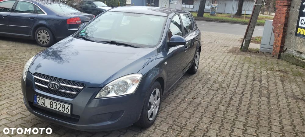 Kia Ceed 1.6 CVVT LX - 1