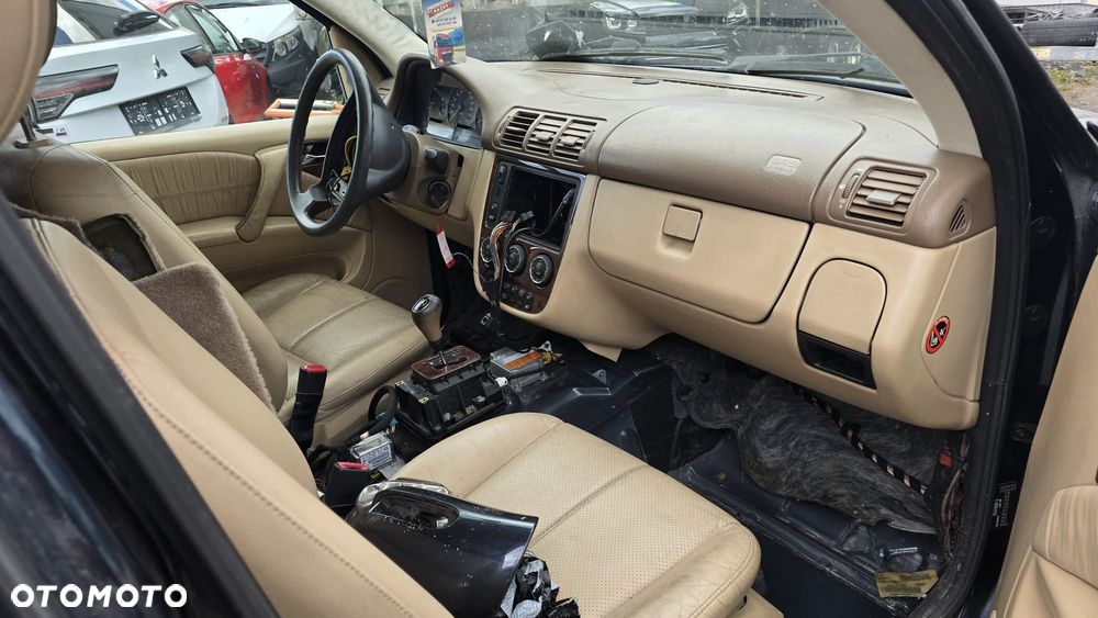 Mercedes-Benz ML - 4