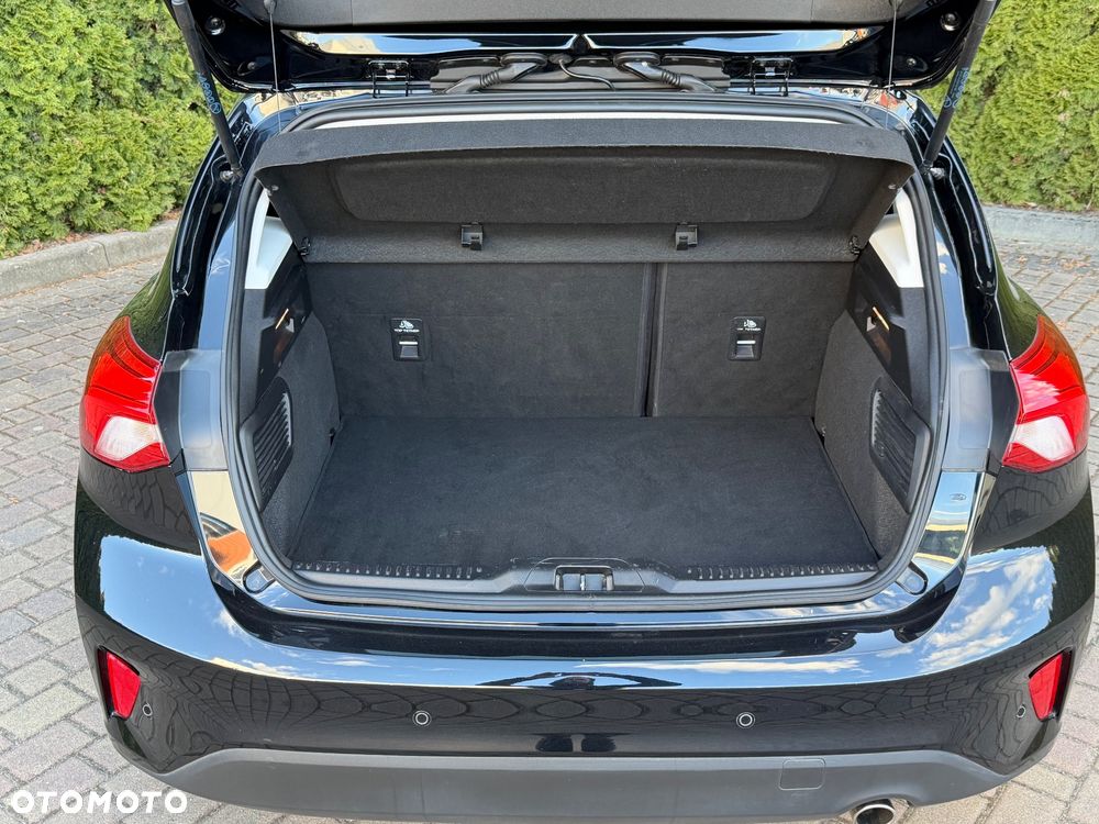 Ford Focus 2.0 TDCi DPF Start-Stopp-System Titanium - 11