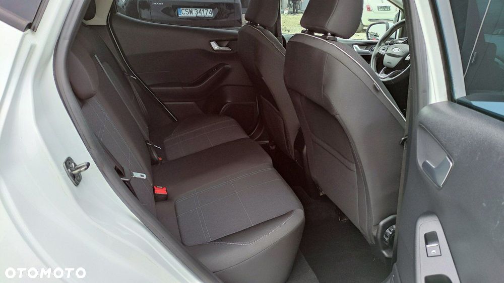 Ford Fiesta - 24