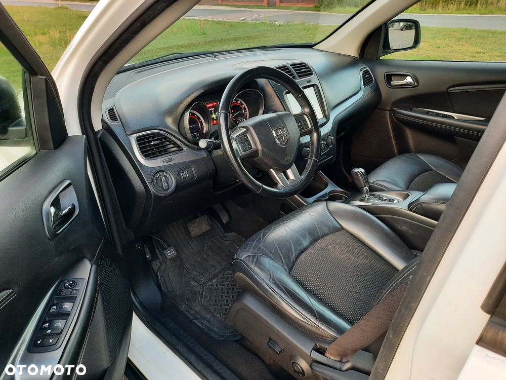 Dodge Journey - 13