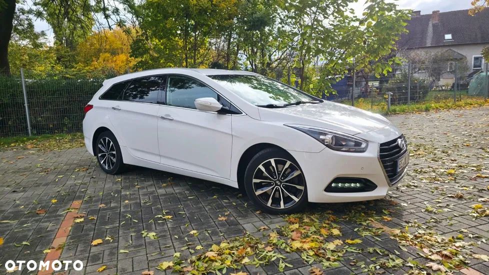 Hyundai i40 Kombi 1.7 CRDi Premium - 9