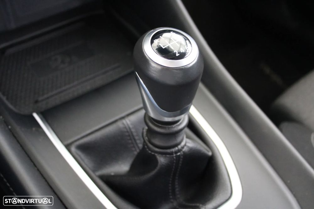 Nissan Qashqai 1.3 DIG-T N-Connecta - 20