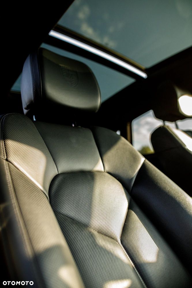 Porsche Macan - 8