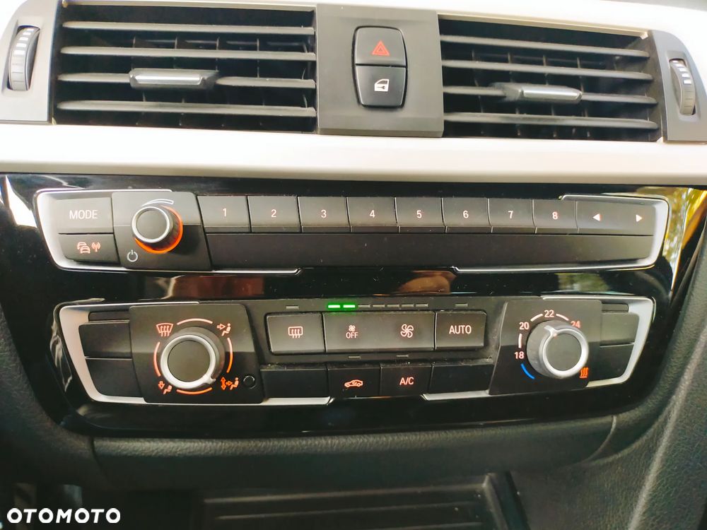 BMW Seria 3 318i Advantage - 26