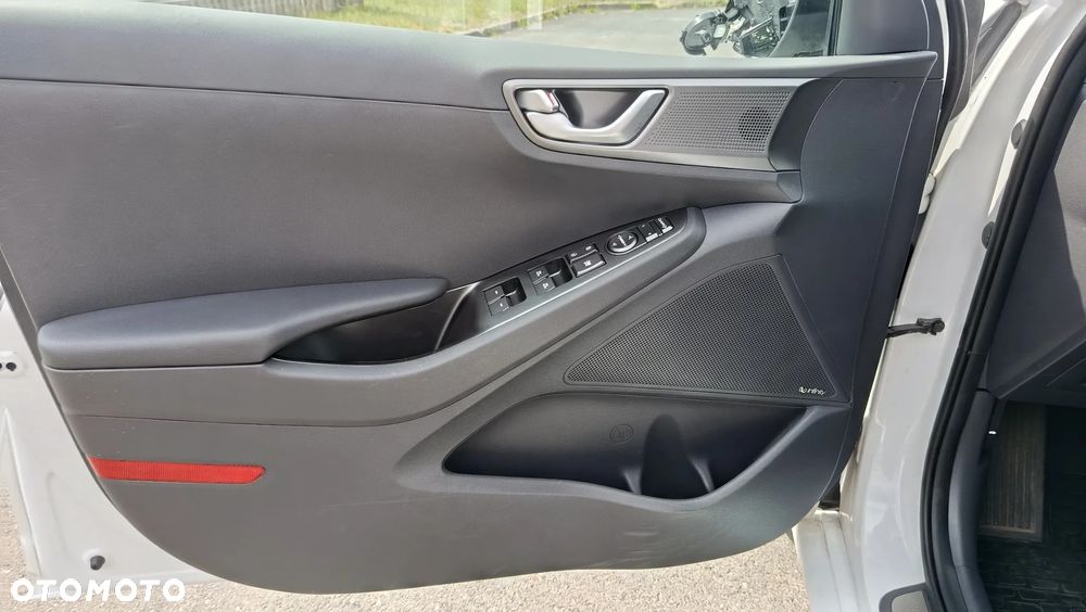 Hyundai IONIQ Advantage - 18