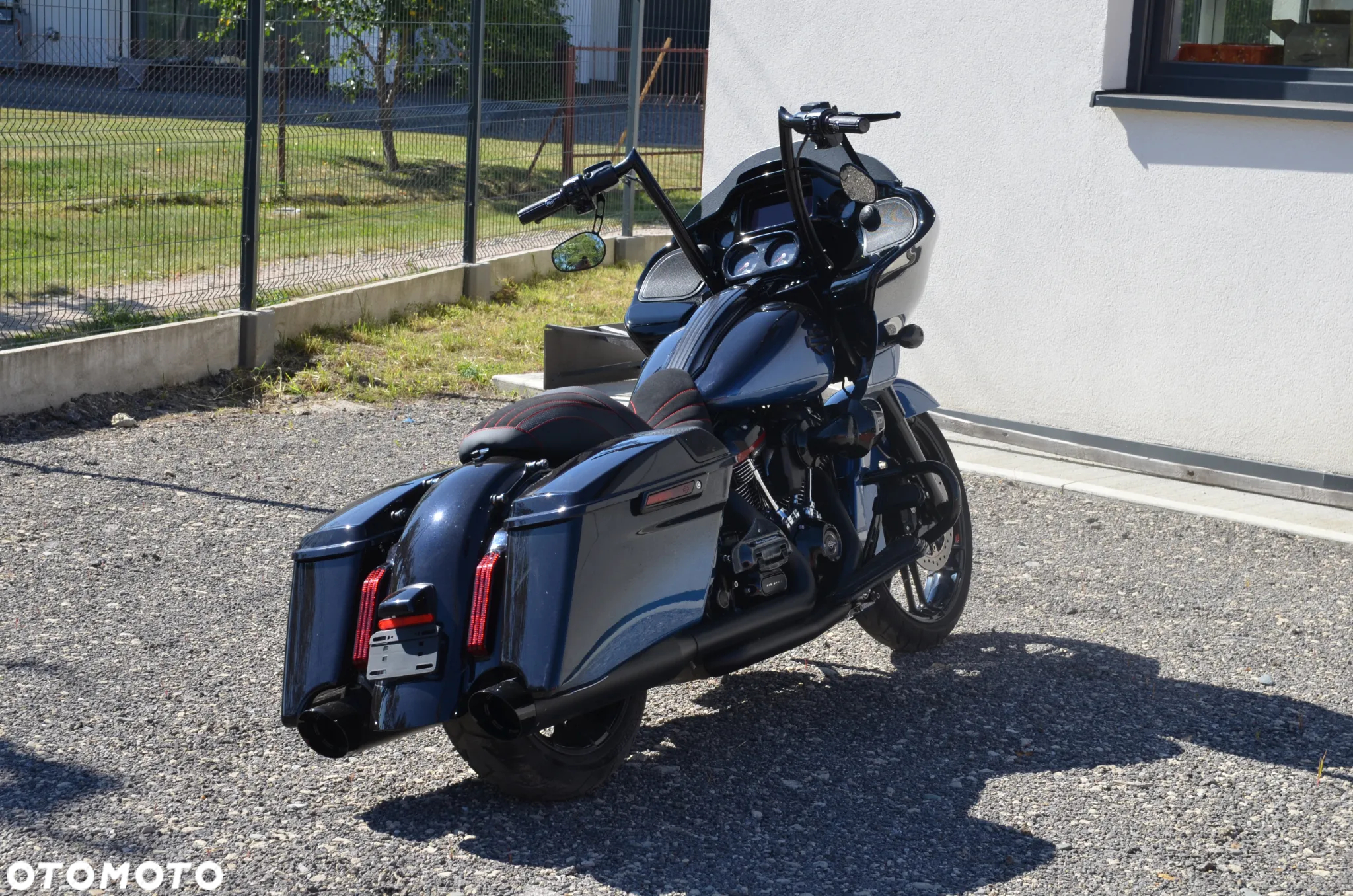 Harley-Davidson Touring Road Glide - 22