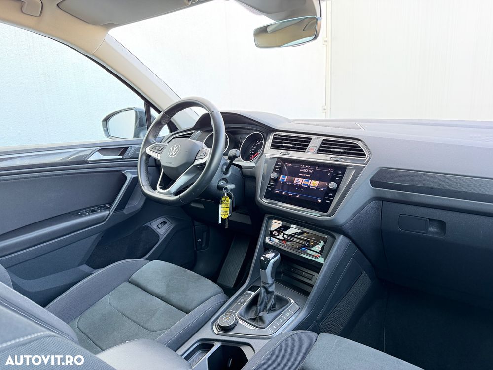 Volkswagen Tiguan 2.0 TDI SCR 4MOTION DSG Elegance - 8