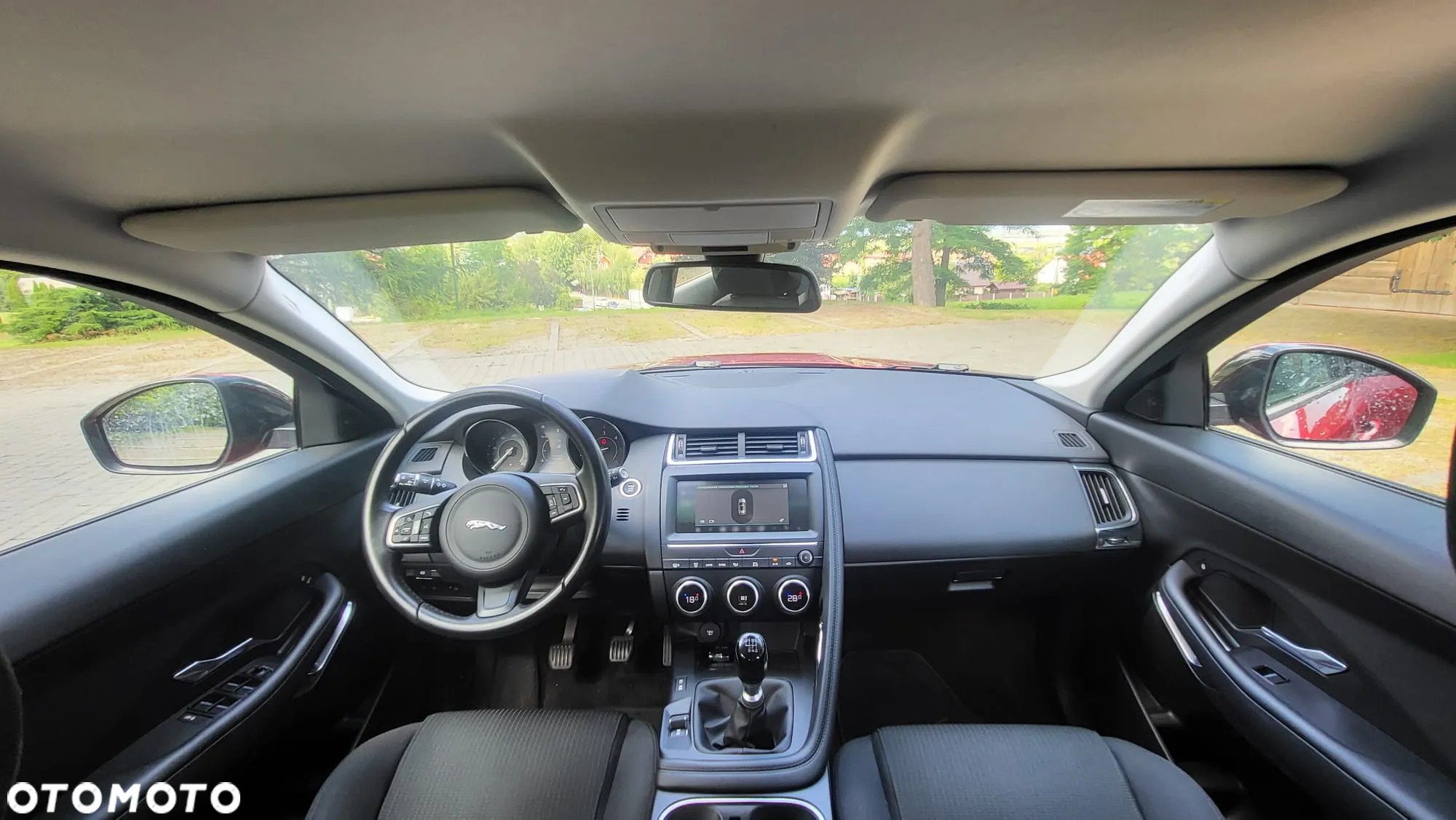 Jaguar E-Pace 2.0 i4D AWD - 19