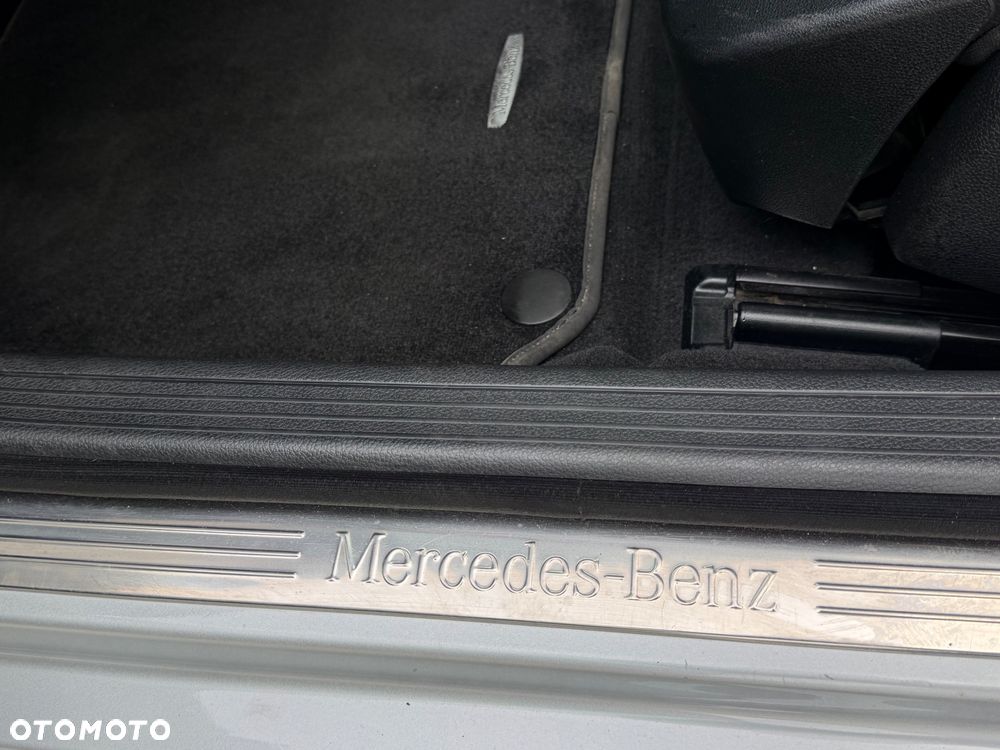 Mercedes-Benz Klasa C 250 CGI Automatik BlueEFFICIENCY Avantgarde - 20