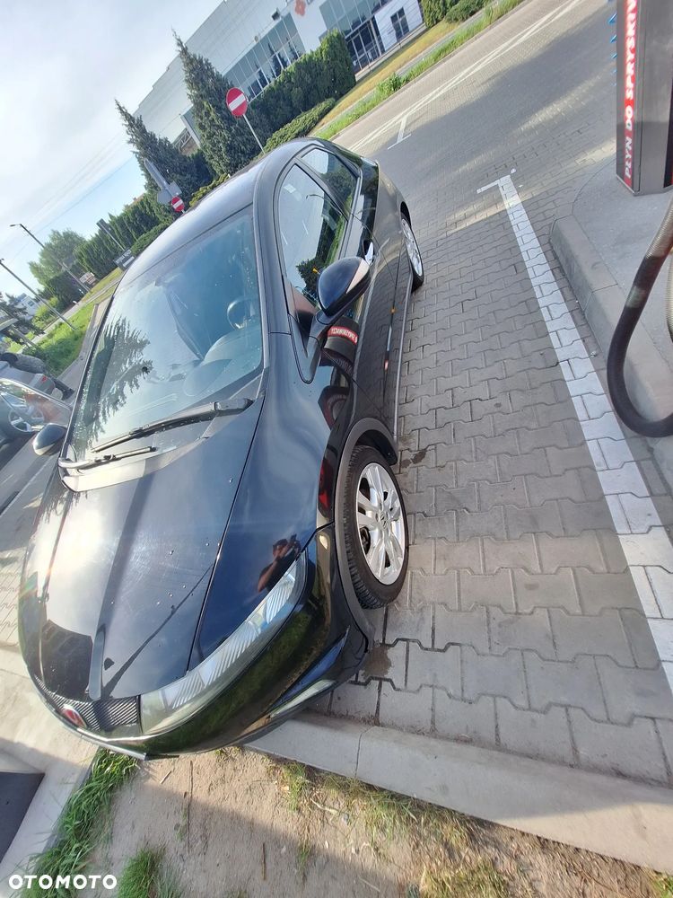 Honda Civic 1.8 Comfort - 9