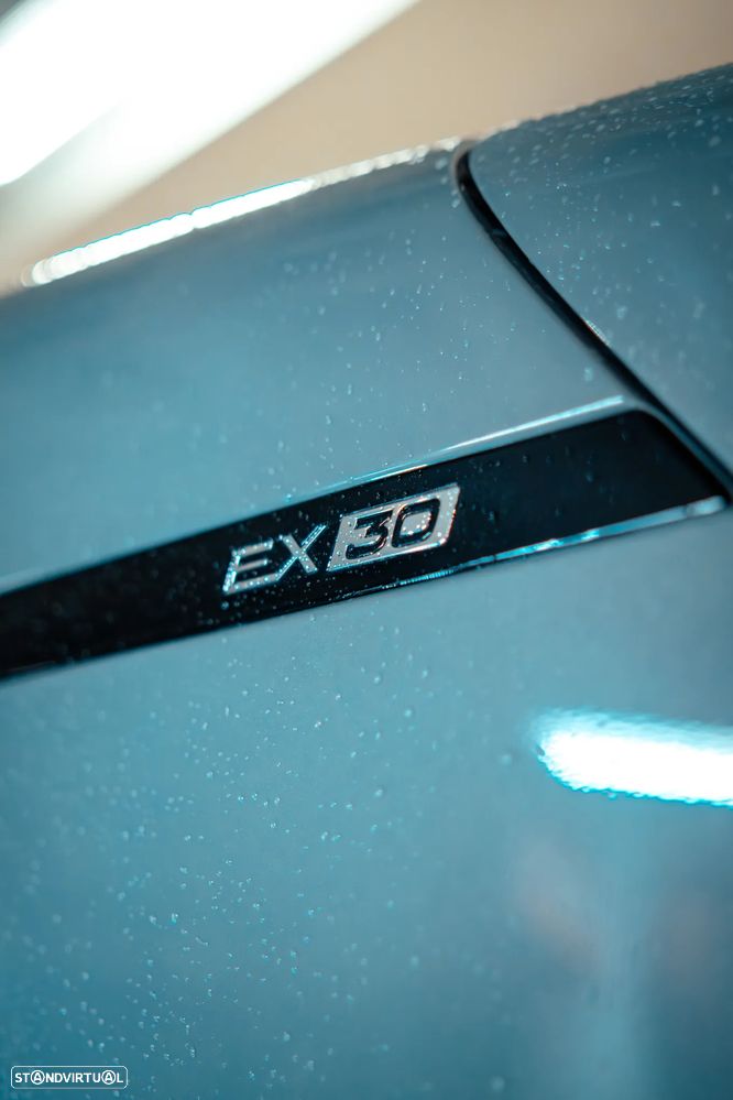 Volvo EX30 69 kWh Single Motor Extended Range Core - 9