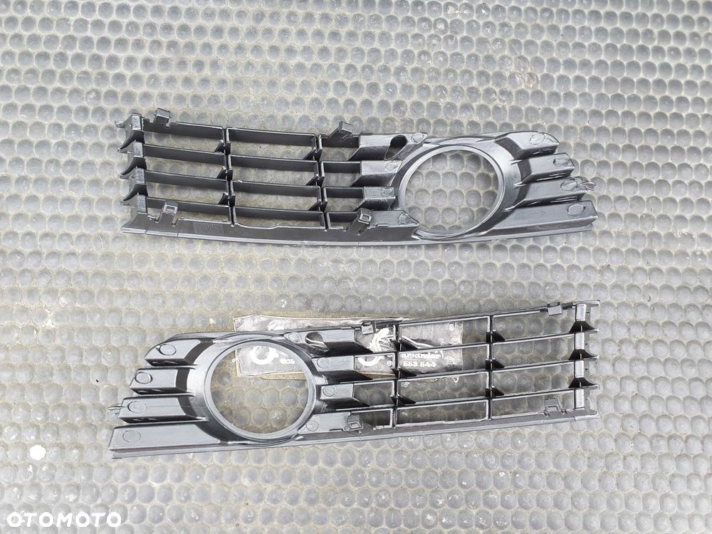 Kratka Halogen Srodkowa Zderzaka Ramka Chrom Maskownica AUDI A4 B6 - 29