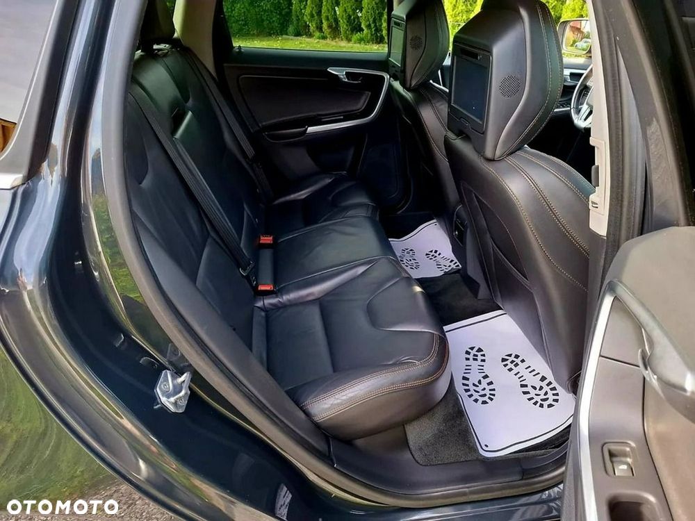 Volvo XC 60 - 32