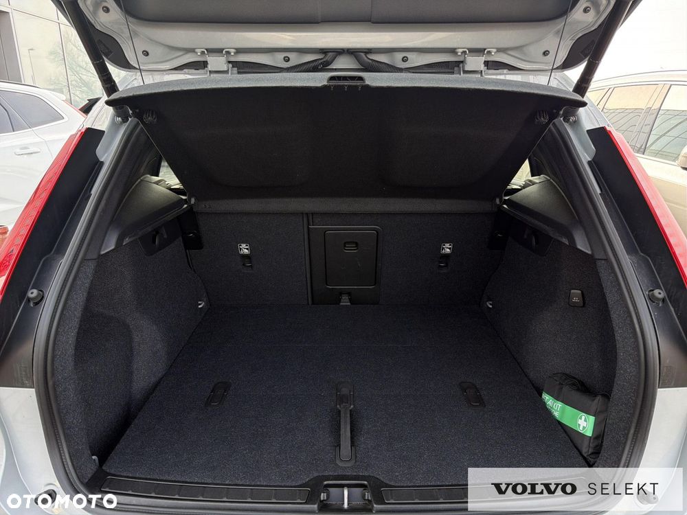 Volvo XC 40 - 26