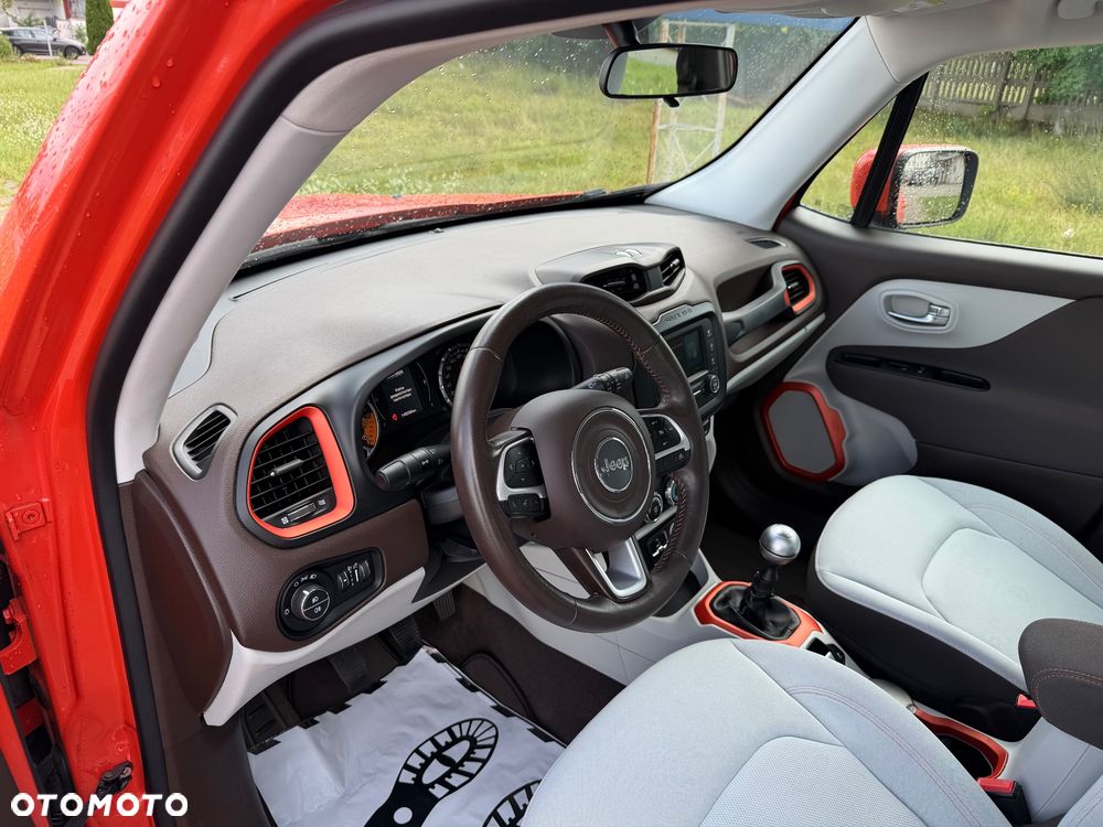 Jeep Renegade - 21